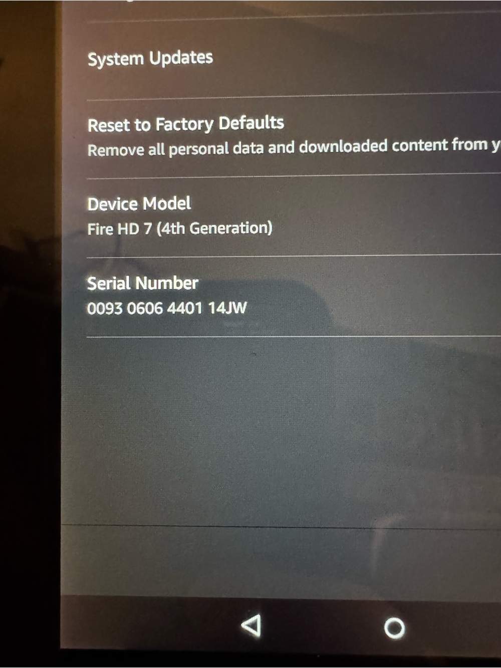 Amazon Tablet in Black with Front Camera - Picture 6 of 8